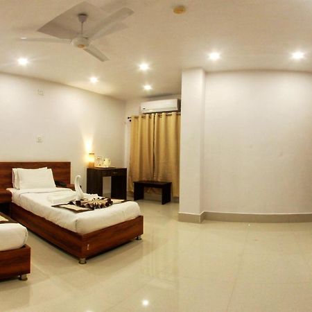 Kp Residency Mangaldai Exteriér fotografie